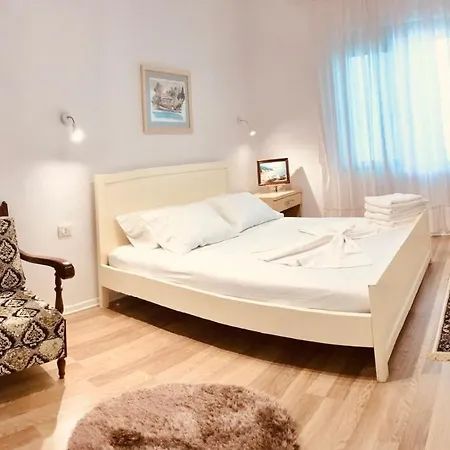 Apartamento Cosy And Comfy 2 Min Walk To The *