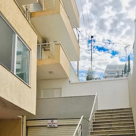 Cosy And Comfy 2 Min Walk To The