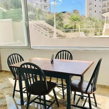 Cosy And Comfy 2 Min Walk To The Apartamento