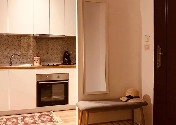 Cosy And Comfy 2 Min Walk To The * Sarandë